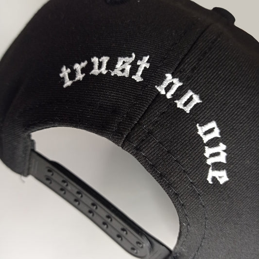 Gorra Trust No One OG Logo Snapback